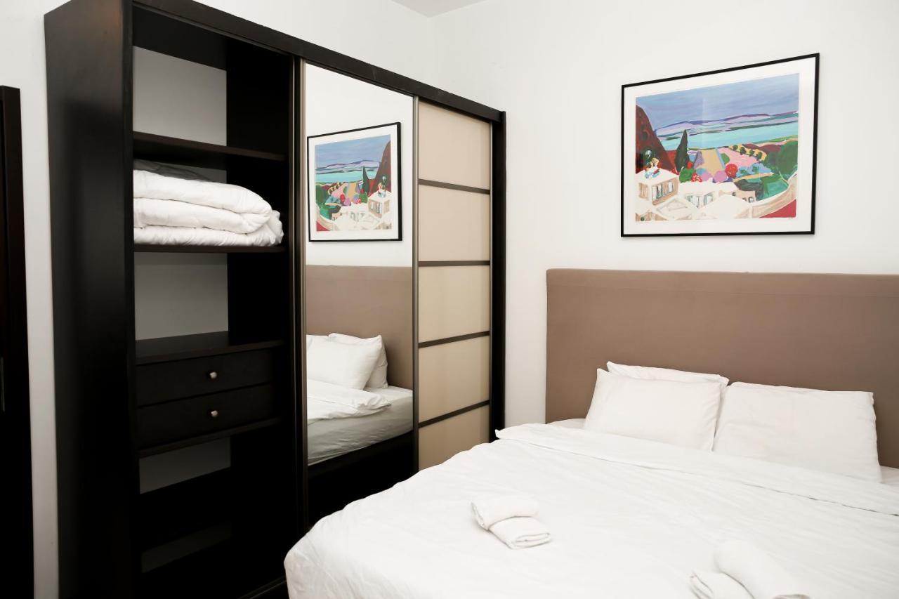 Sea View Apartment Prime Location On The Beach Tel Aviv Exterior photo