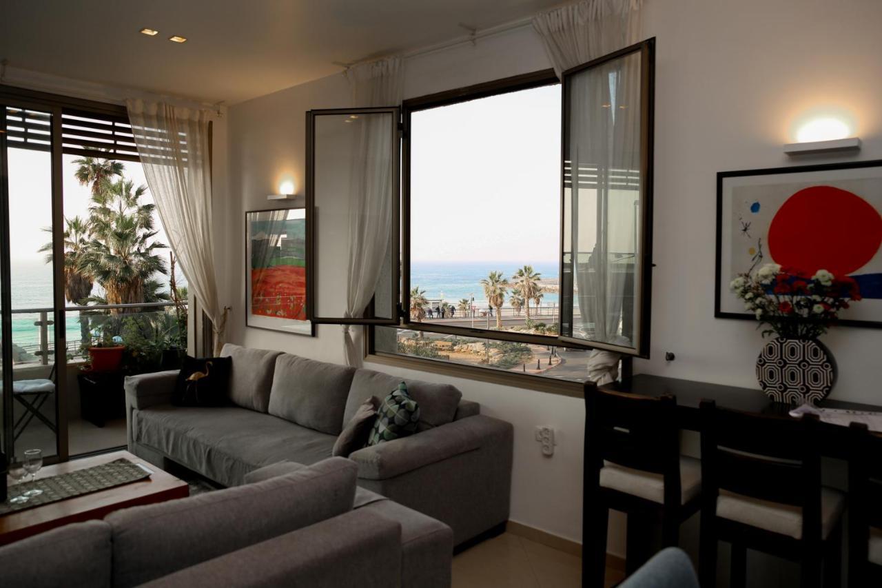 Sea View Apartment Prime Location On The Beach Tel Aviv Exterior photo