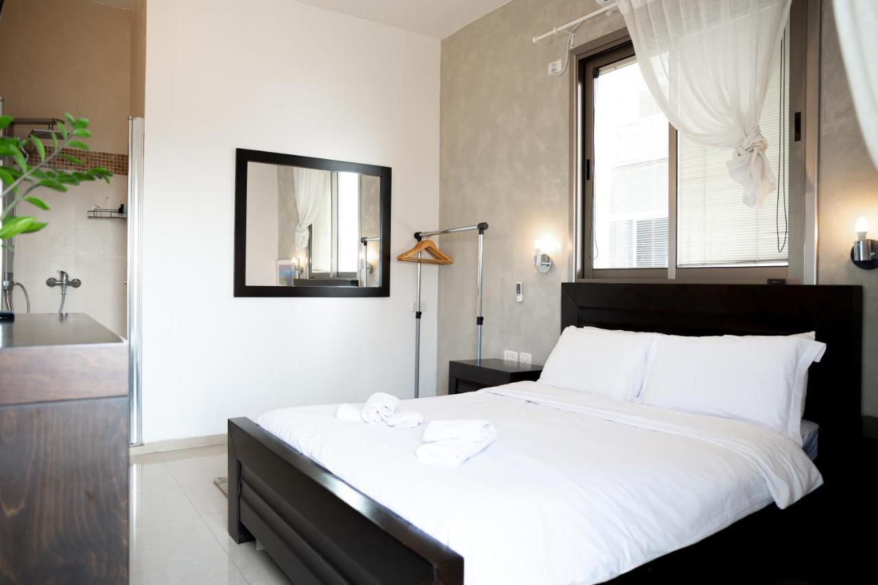 Sea View Apartment Prime Location On The Beach Tel Aviv Exterior photo