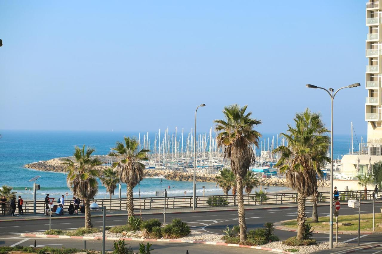Sea View Apartment Prime Location On The Beach Tel Aviv Exterior photo