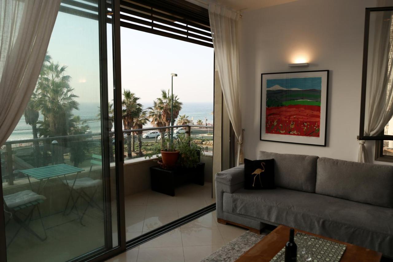Sea View Apartment Prime Location On The Beach Tel Aviv Exterior photo